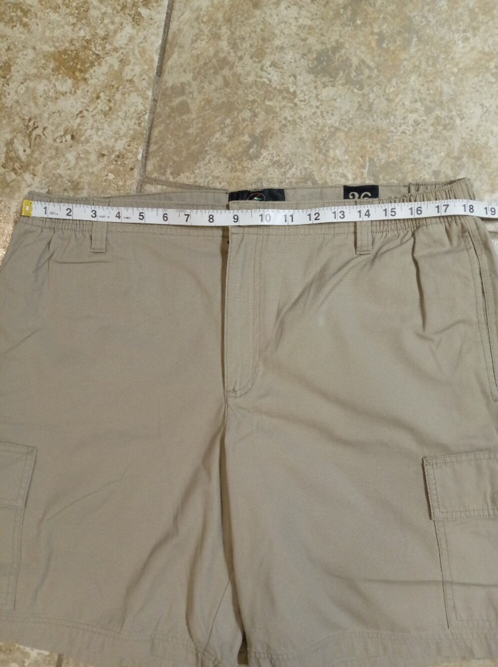 RedHead Men's Tan Elastic-Waist Cargo Shorts - Picture 4 of 6
